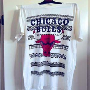 Pre-owned Chicago Bulls t-shirt size L.